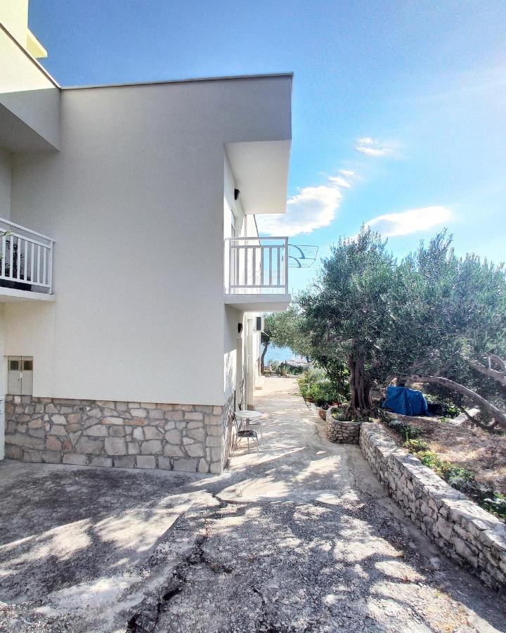Casa Del Olivo Appartement Tučepi Buitenkant foto