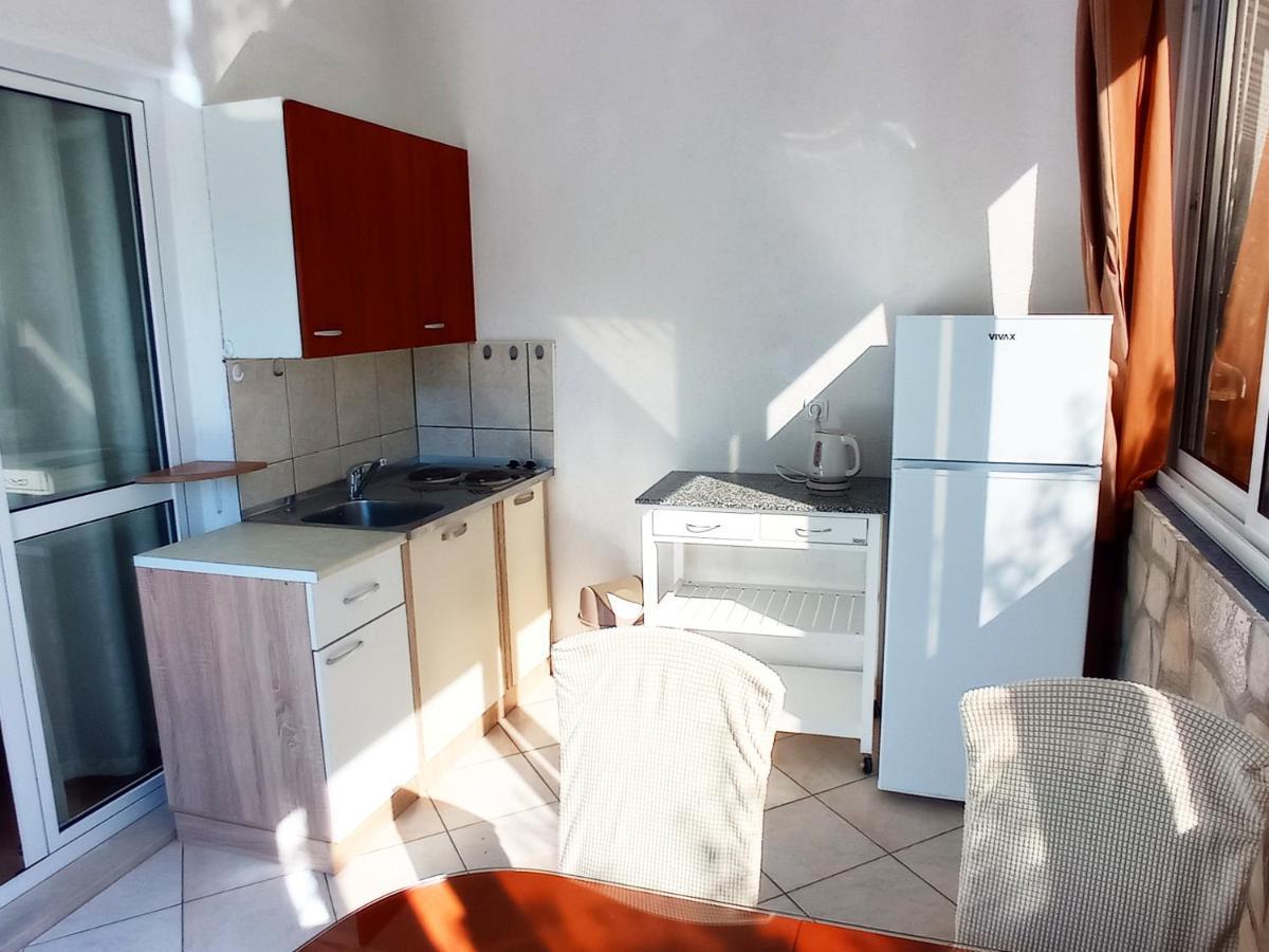 Casa Del Olivo Appartement Tučepi Buitenkant foto